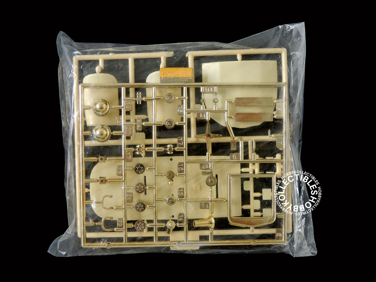 Gakken 1/16 Hispano-Suiza 1919 Vintage Plastic Model Kit