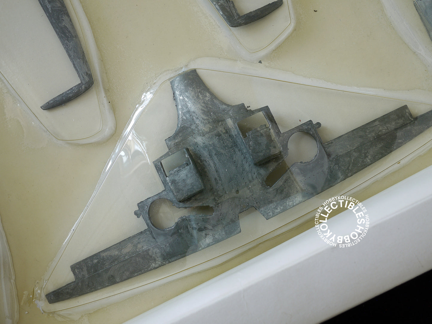 Casadio Gunze 1/48 Spitfire F.XIV E Fighter Metal Model Kit