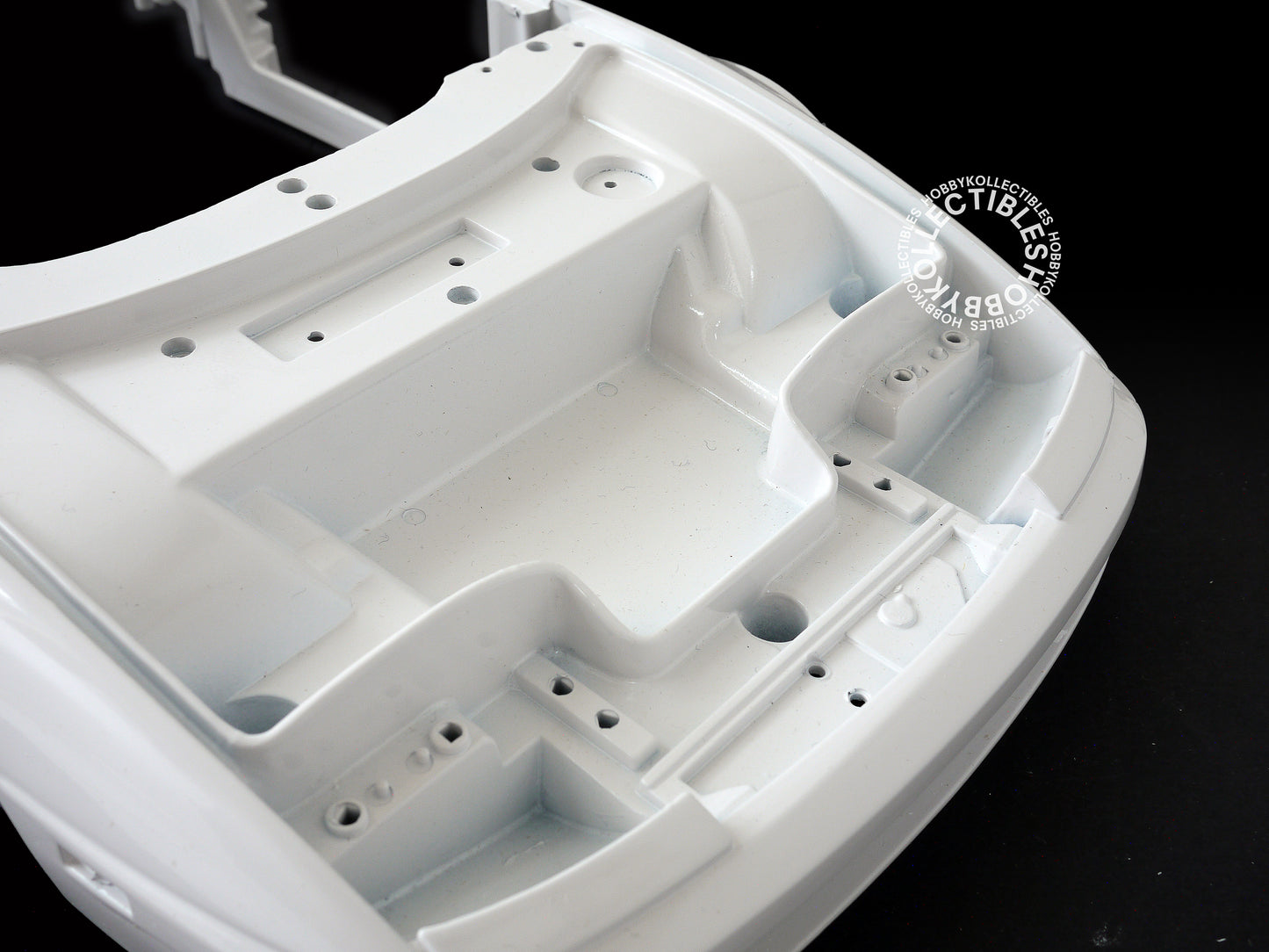 Pocher Rivarossi 1/8 Ferrari Testarossa Spider Metal Body K52 White Color Plastic Model Kit