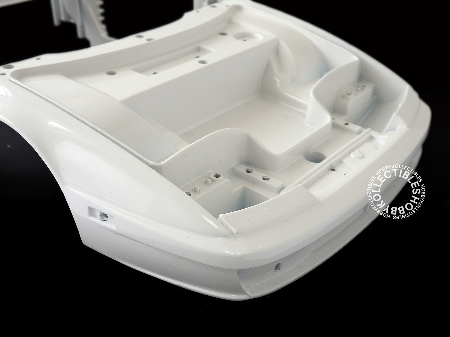 Pocher Rivarossi 1/8 Ferrari Testarossa Spider Metal Body K52 White Color Plastic Model Kit
