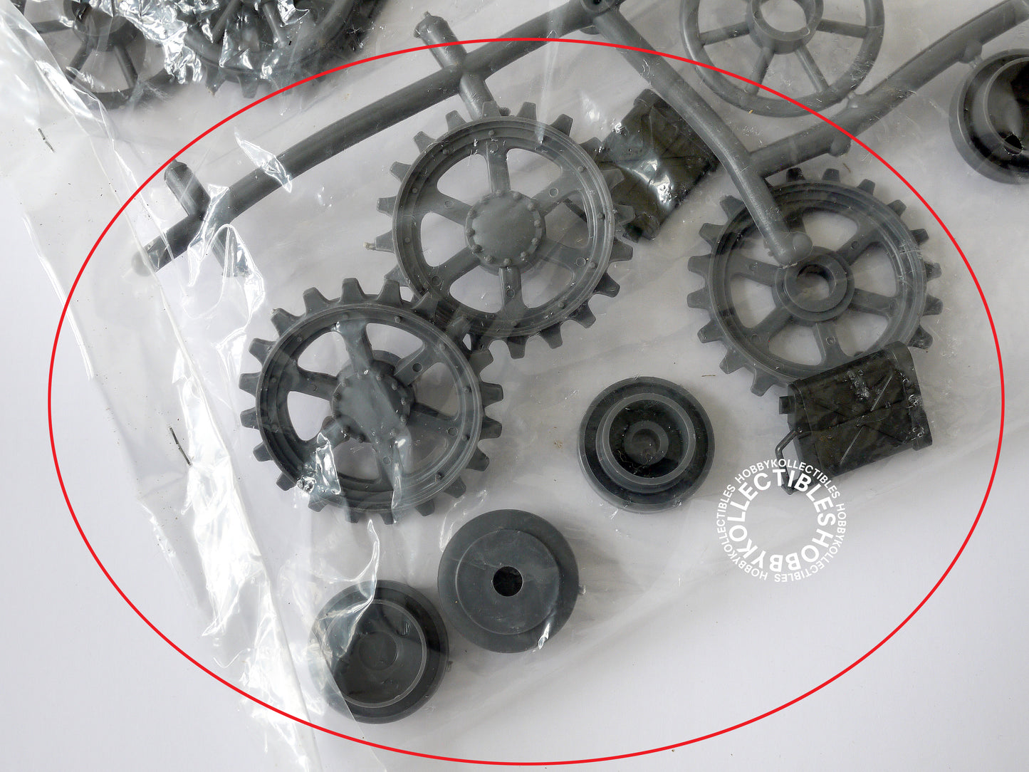 (SOLD) Bandai 1/15 Motorised German 150mm Howitzer S.P.IV Hummel Tank