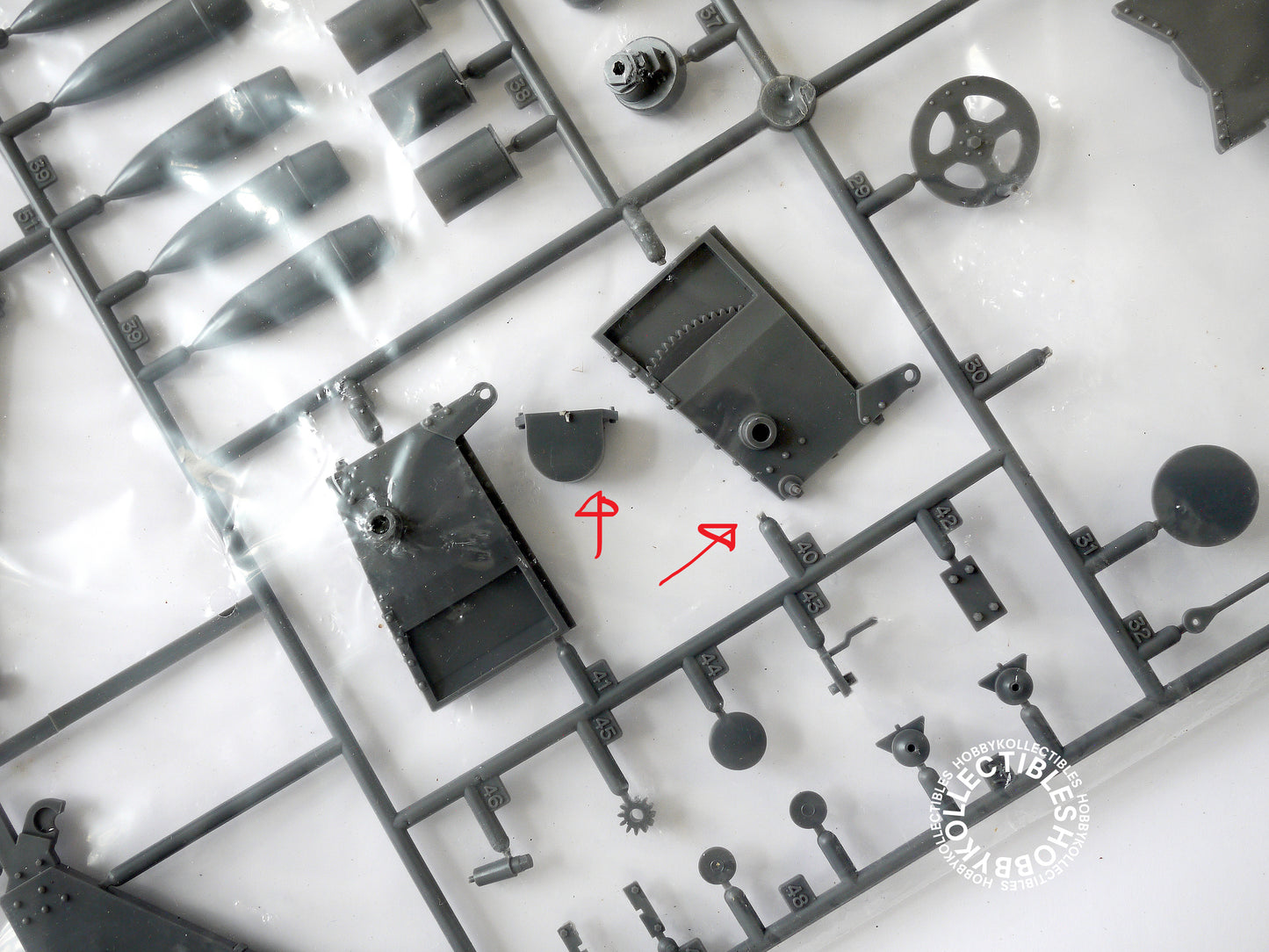 (SOLD) Bandai 1/15 Motorised German 150mm Howitzer S.P.IV Hummel Tank