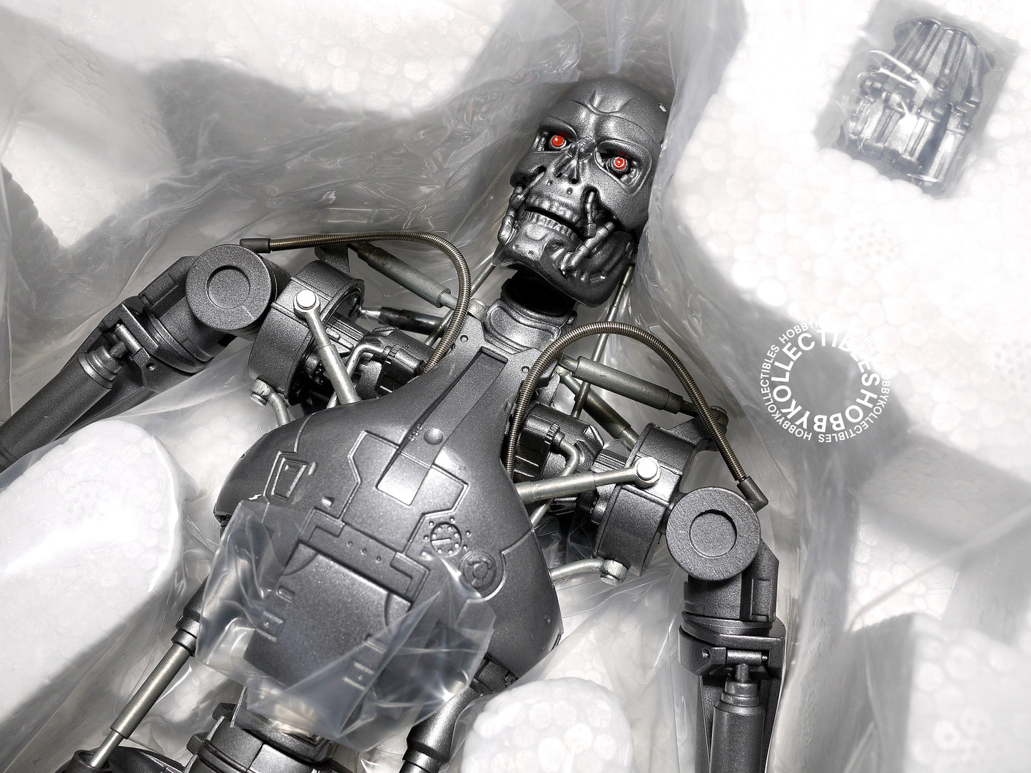 Aoshima Terminator 2 1/6 T-800 Diecast Action Figure Limited Ed.