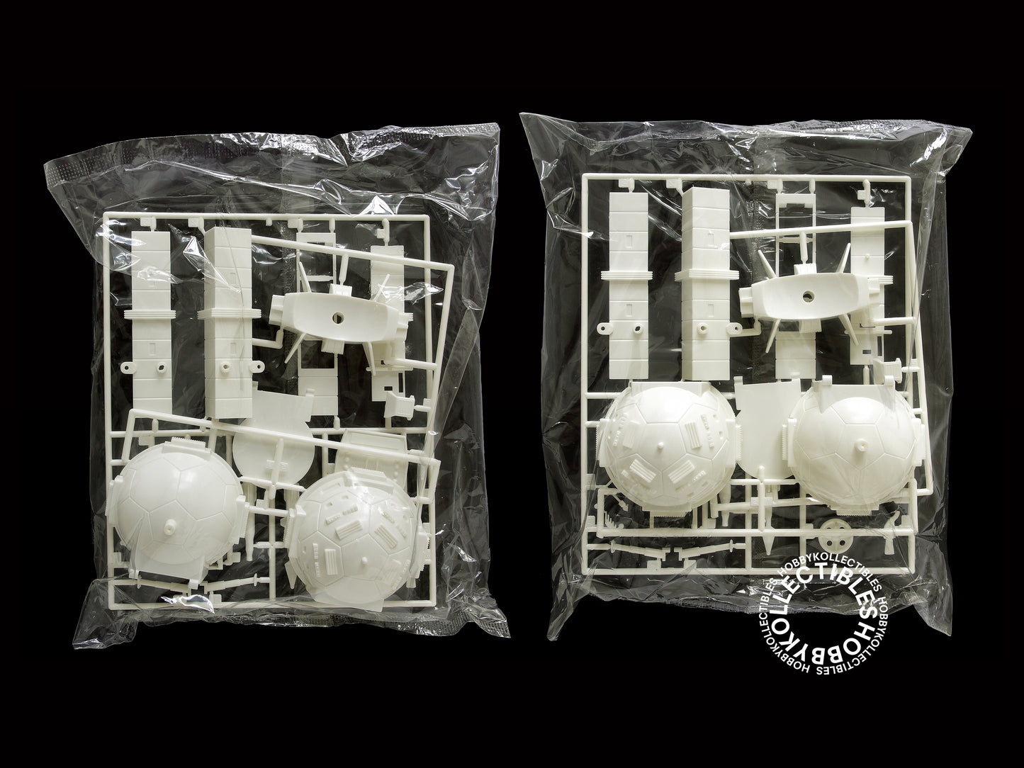Aoshima UFO Shado Moon 40cm Long Model Kit