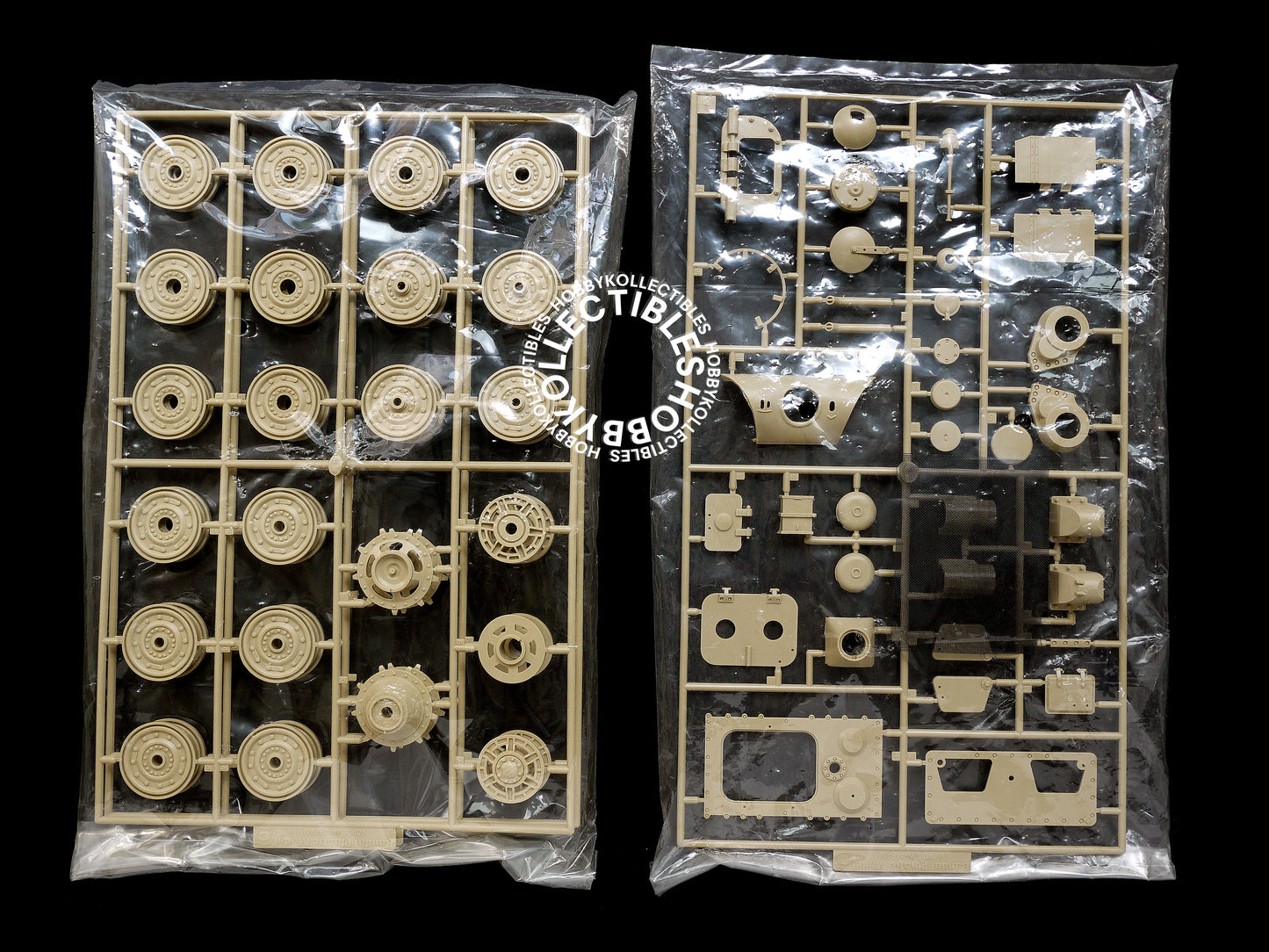 Bandai Vintage 1/24 Motorised King Tiger Remote Tank Model Kit