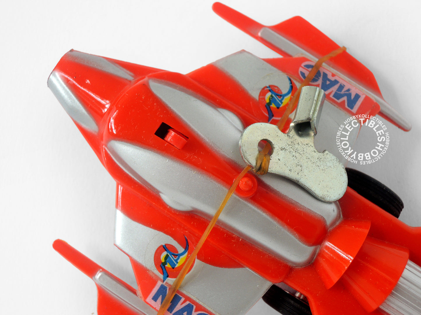 Bullmark Vintage Ultraman Leo Mckee Wind Up Plastic Fighter Toy