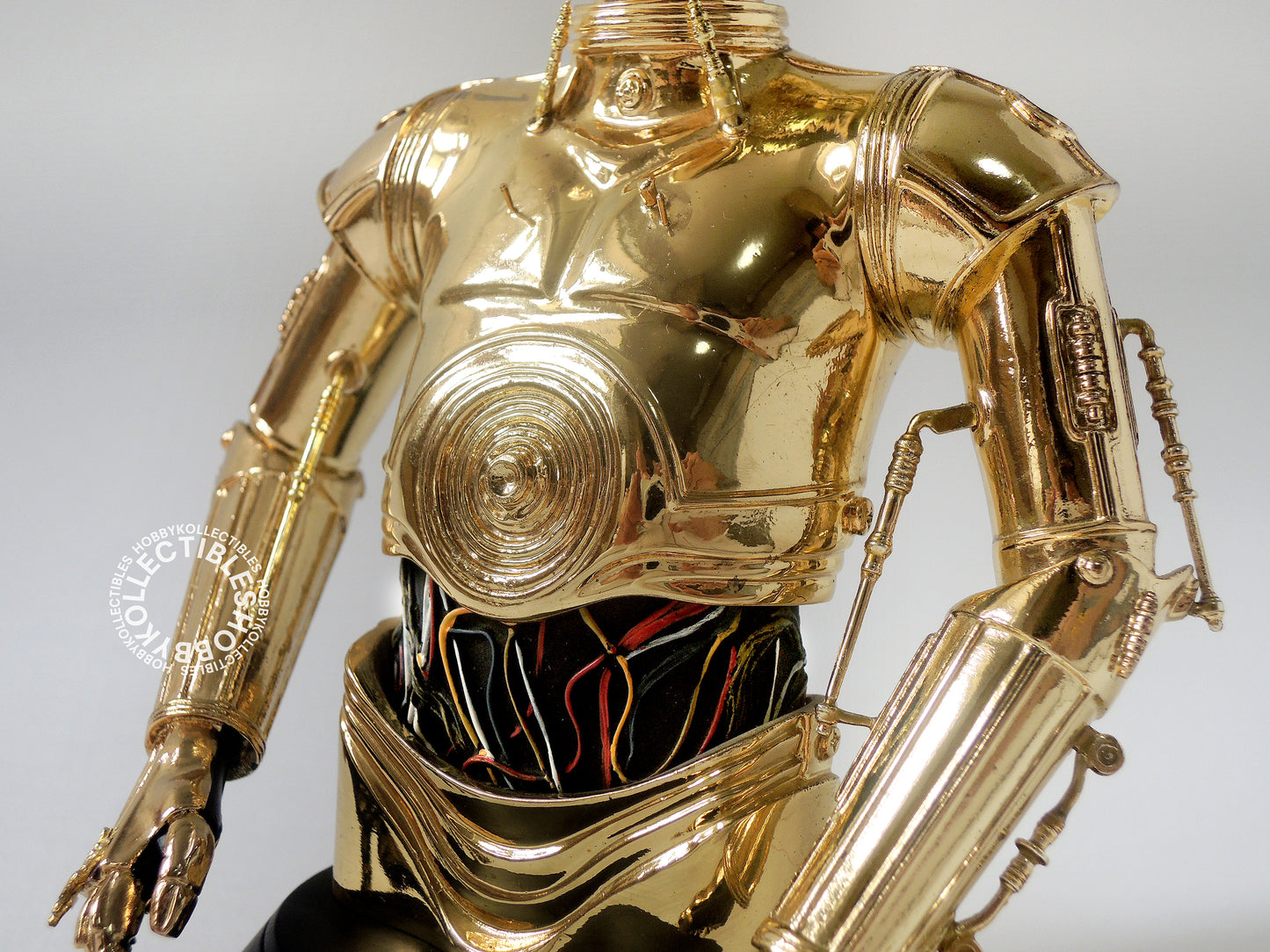 Gentle Giant Star Wars C-3PO Gold Plated Collectible Mini Bust USED