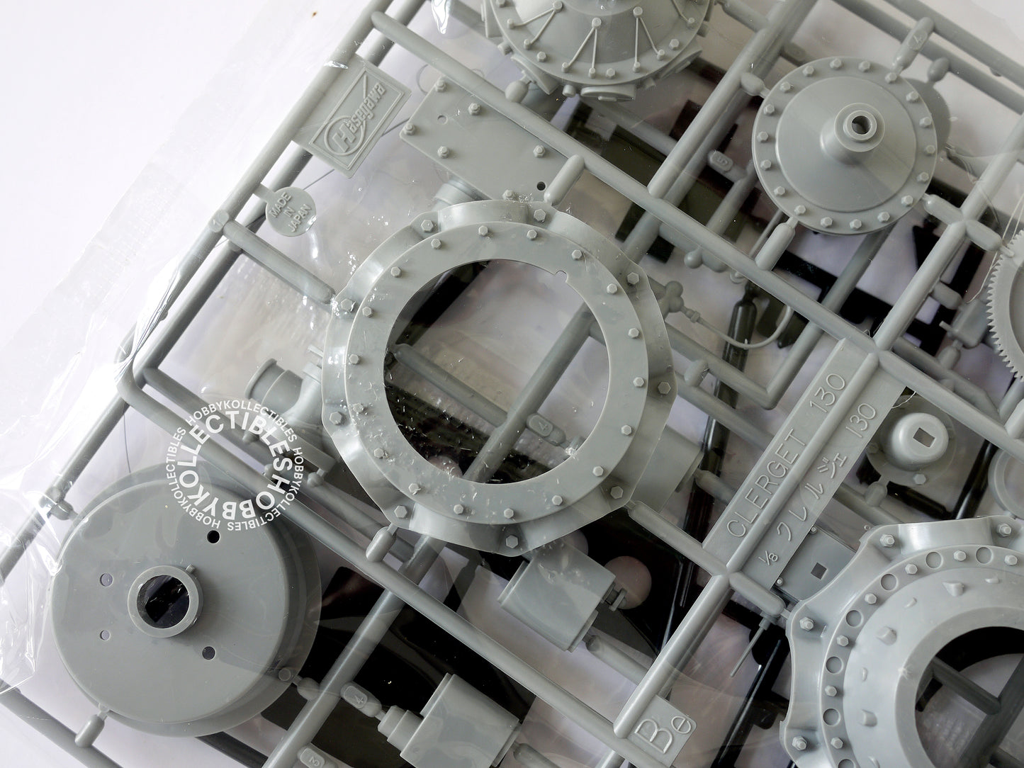 Hasegawa 1/8 Rotary Engine 130HP Clerget 9B Model Kit