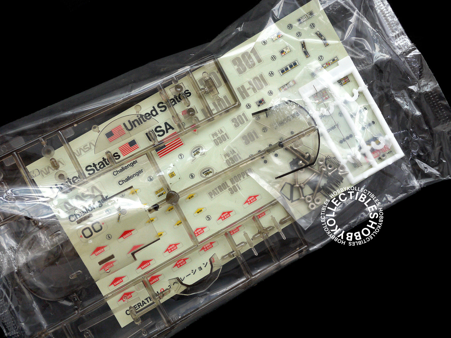 Hasegawa 1/144 STX Multiform Omega Space Shuttle/Patrol Hopper