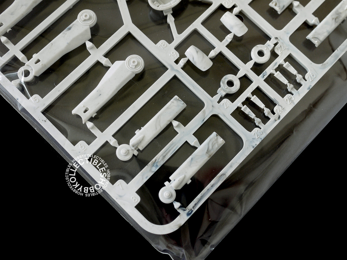 Kaiyodo Ma.K 1/35 Marble Q Mecha Gladiator Limited Edition Model Kit