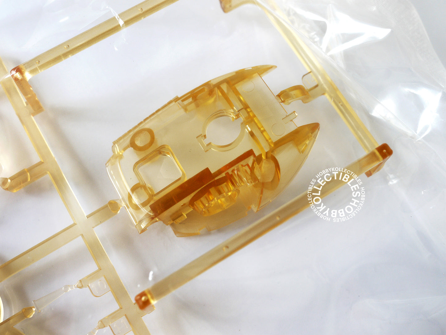 Kaiyodo Ma.K Mecha 1/35 Kuster Clear Limited Edition Model Kit