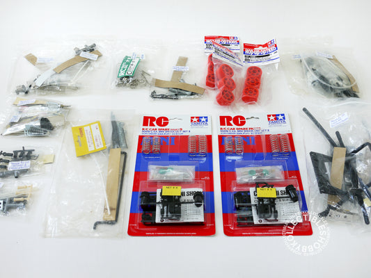 Lot(G) of Tamiya Vintage RC Tool Bag/Parts 19 Bag Wild One Striker MISSING Grease/Oil