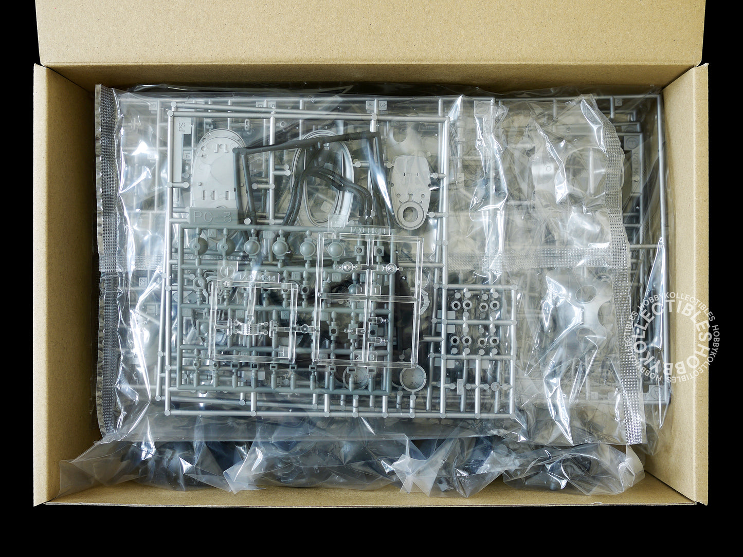 Ma.K Love Love Garden MK44 1/20 "Queens "B" Knight" Resin+Plastic Kit