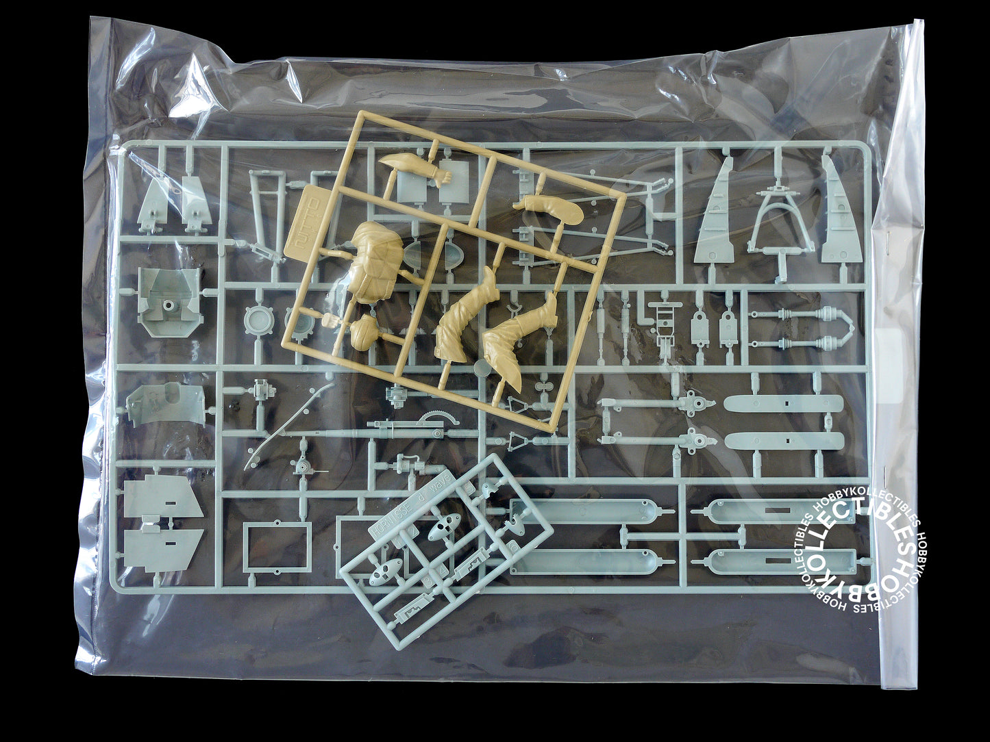Ma.K Wave SF3D Mecha 1/20 MK-36 Hummel Model Kit