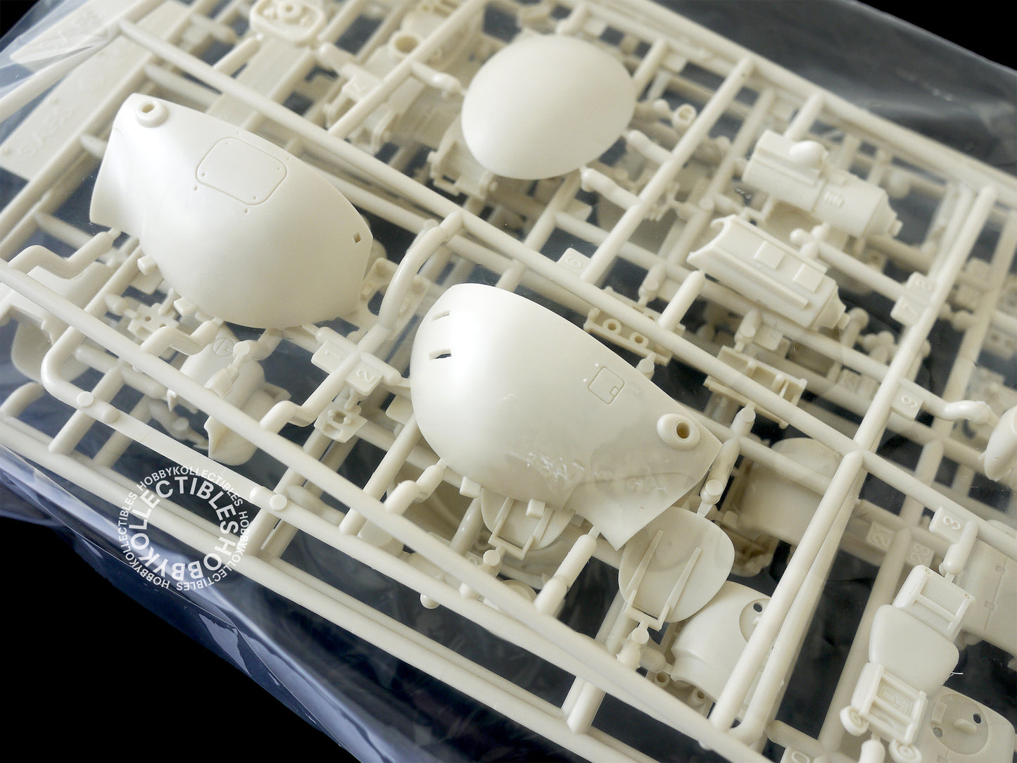 Ma.K Wave SF3D 1/20 Mecha SAFS Fire Ball/Snowman Model Kit