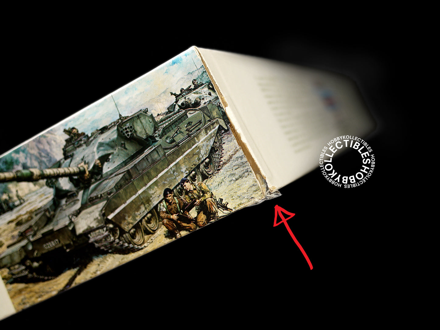 Tamiya Vintage 1/25 Motorised Chieftain Tank Model Kit