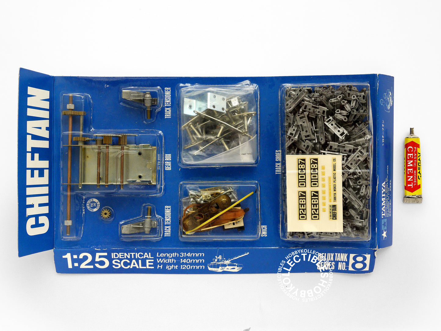 Tamiya Vintage 1/25 Motorised Chieftain Tank Model Kit