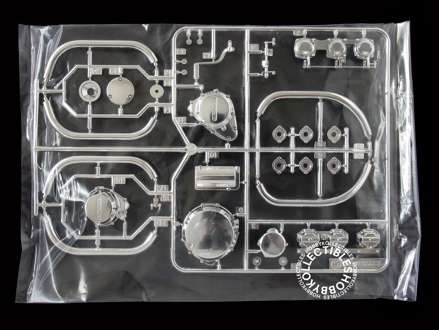 Tamiya 1/6 Kawasaki Z1300 Motorcycle Engine #16023 Model Kit
