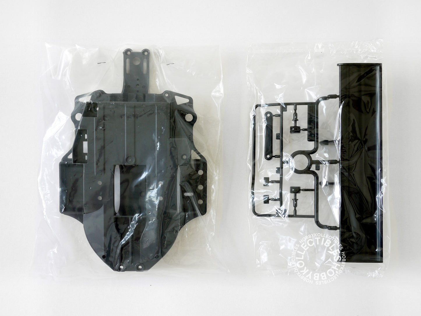 Tamiya Vintage 1/10 RC Nissan R390 GT1 LM #58203 Model Kit