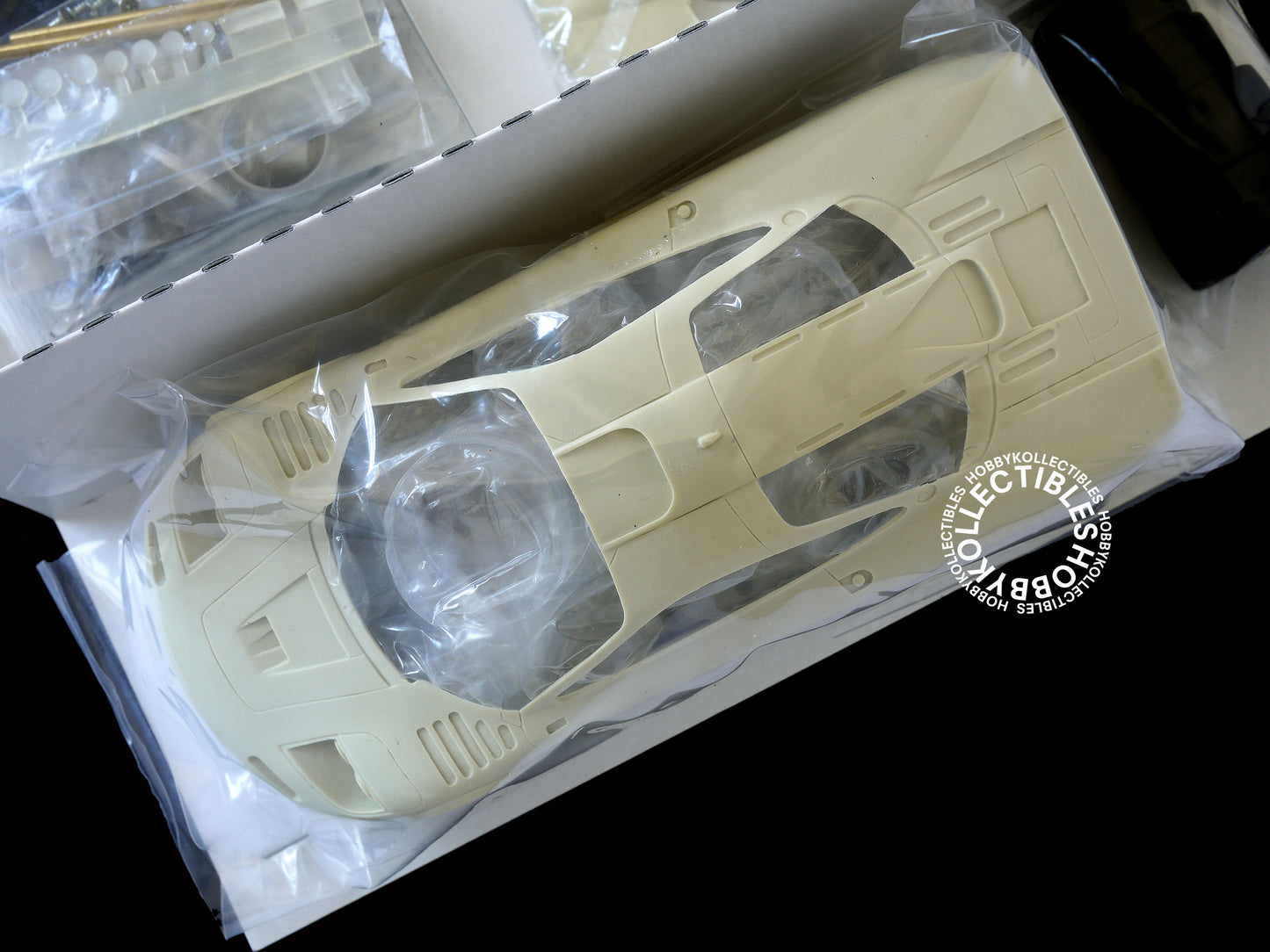 Studio 27 1/24 McLaren F1-GTR Franck Muller Suzuka LM Model Kit