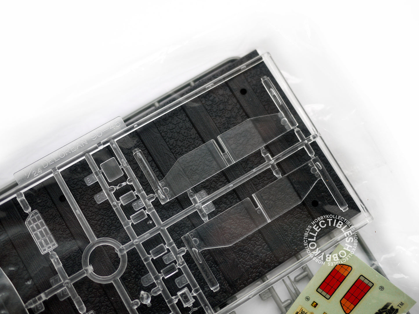 Aoshima 1/24 Back to the Future Car Part III Last Type Doc Brown’s DeLorean Plastic Model Kit