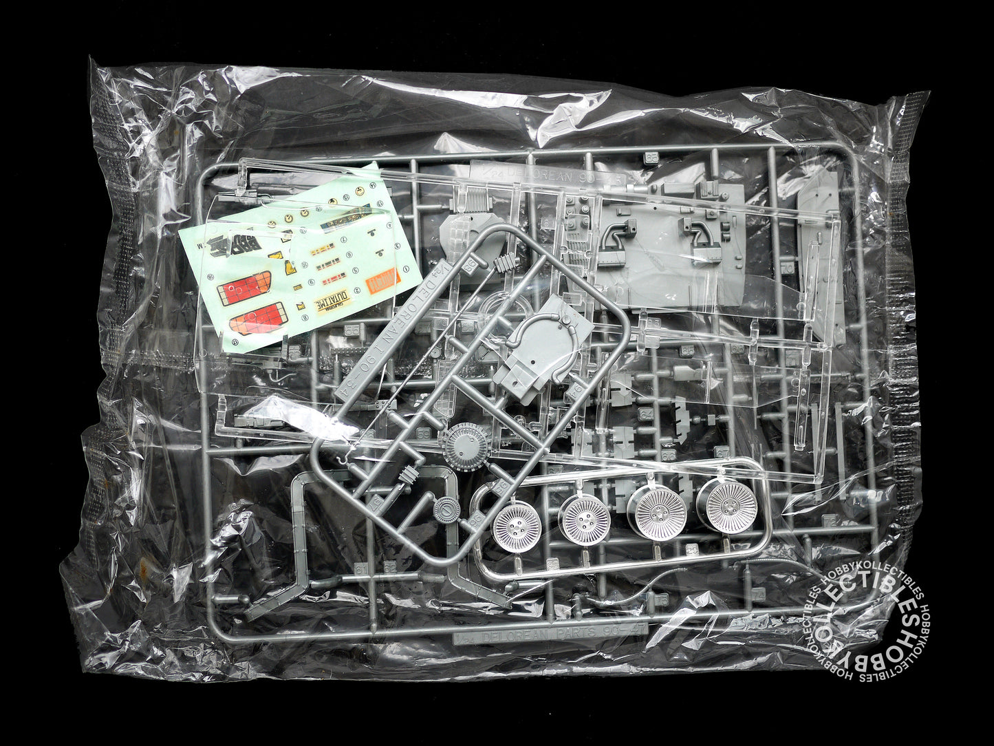 Aoshima 1/24 Back to the Future Car Part I Type Doc Brown’s DeLorean Plastic Model Kit