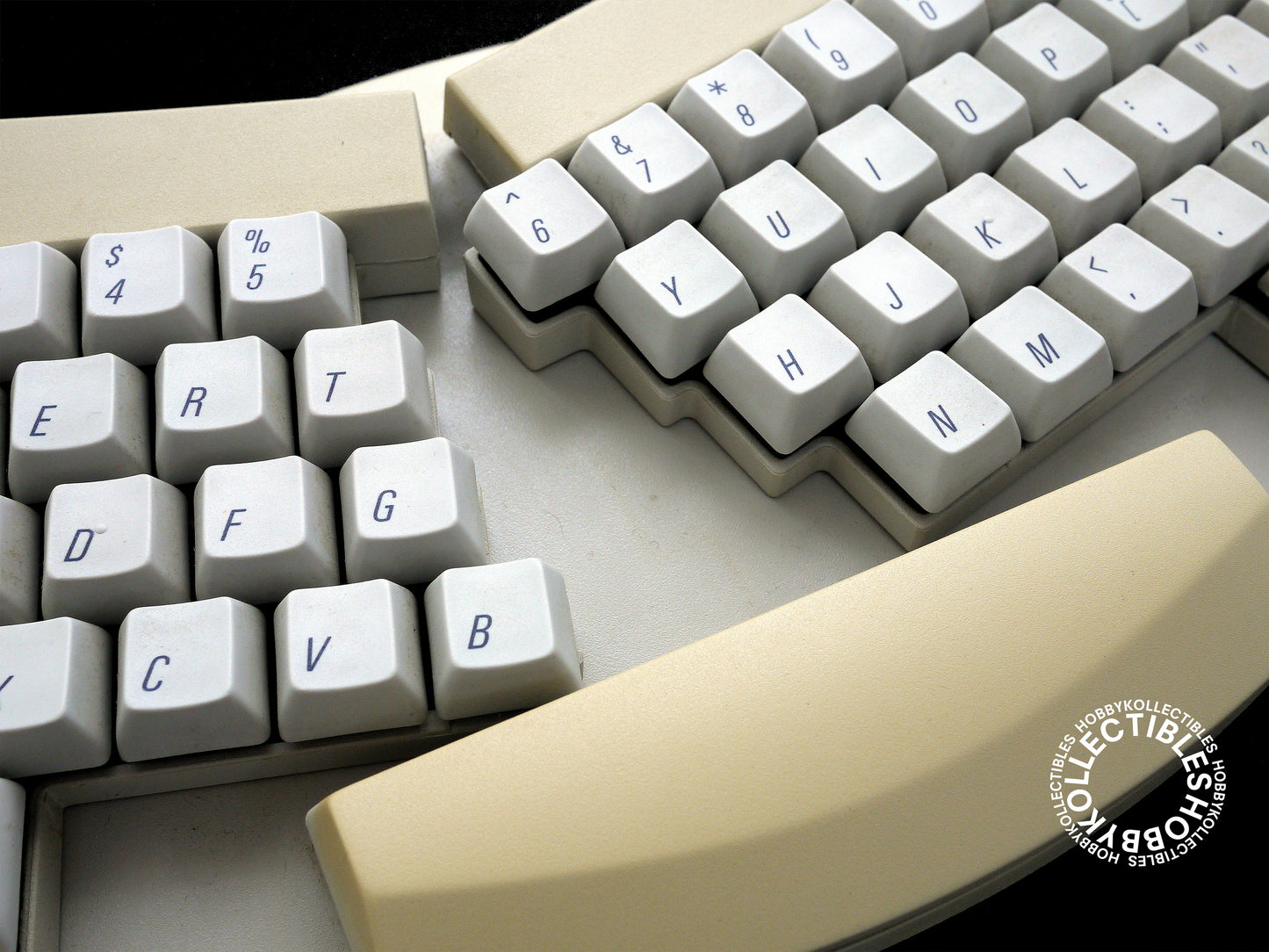 Apple Vintage Apple Adjustable Keyboard Boxed M1242LL/A