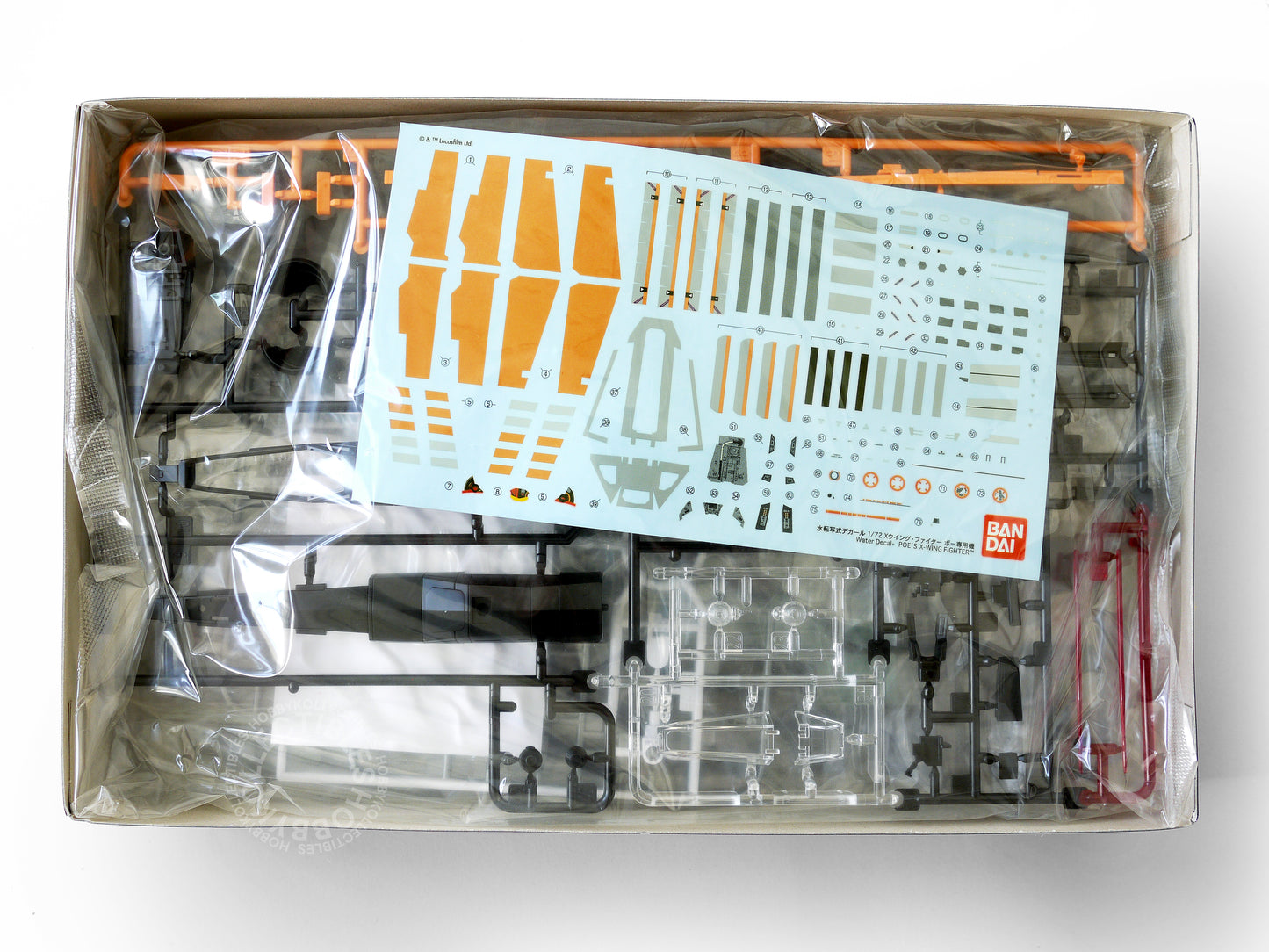 Bandai Star Wars 1/72 POE's X-Wing T70 StarFighter Model Kit