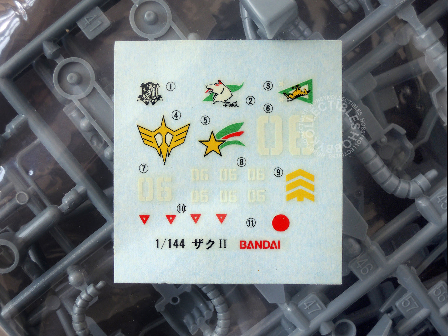 Bandai 1/144 Gundam Mobile Suit MS-6R Zaku II Vintage Plastic Model Kit