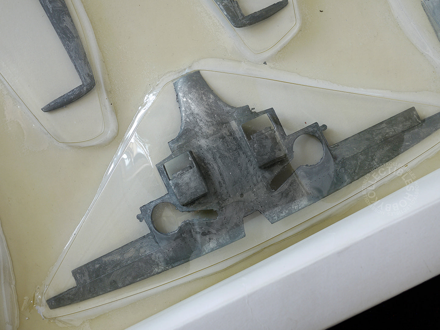 Casadio Gunze 1/48 Spitfire F.XIV E Fighter Metal Model Kit