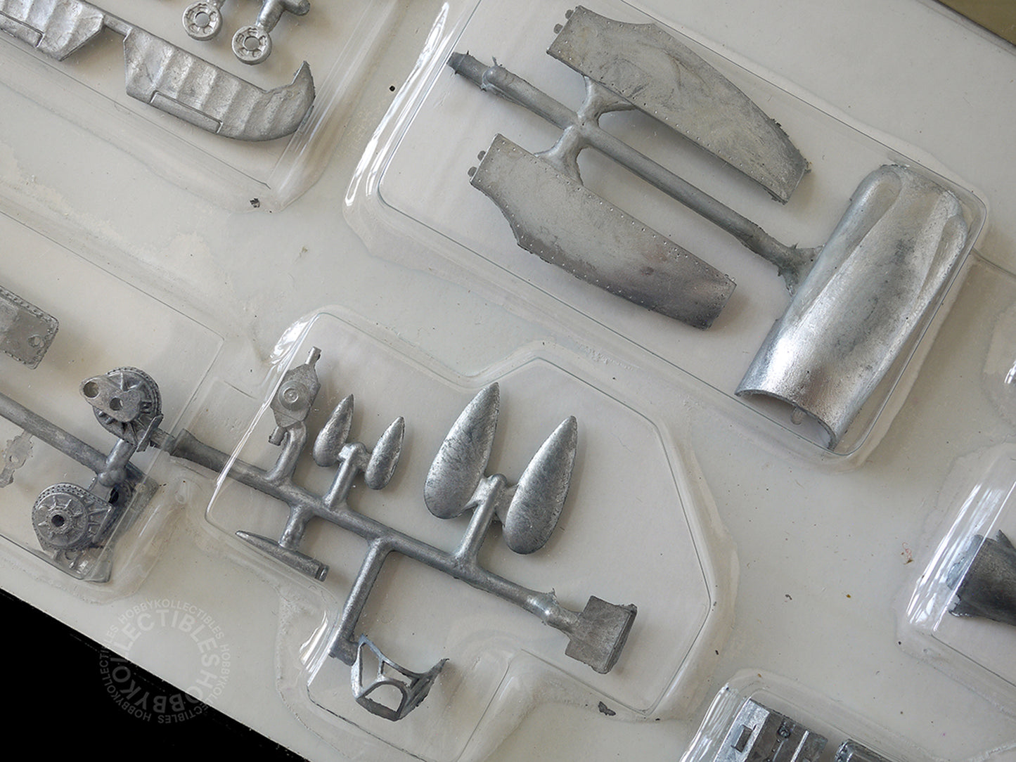 Casadio Gunze 1/48 Spitfire F.XIV E Fighter Metal Model Kit