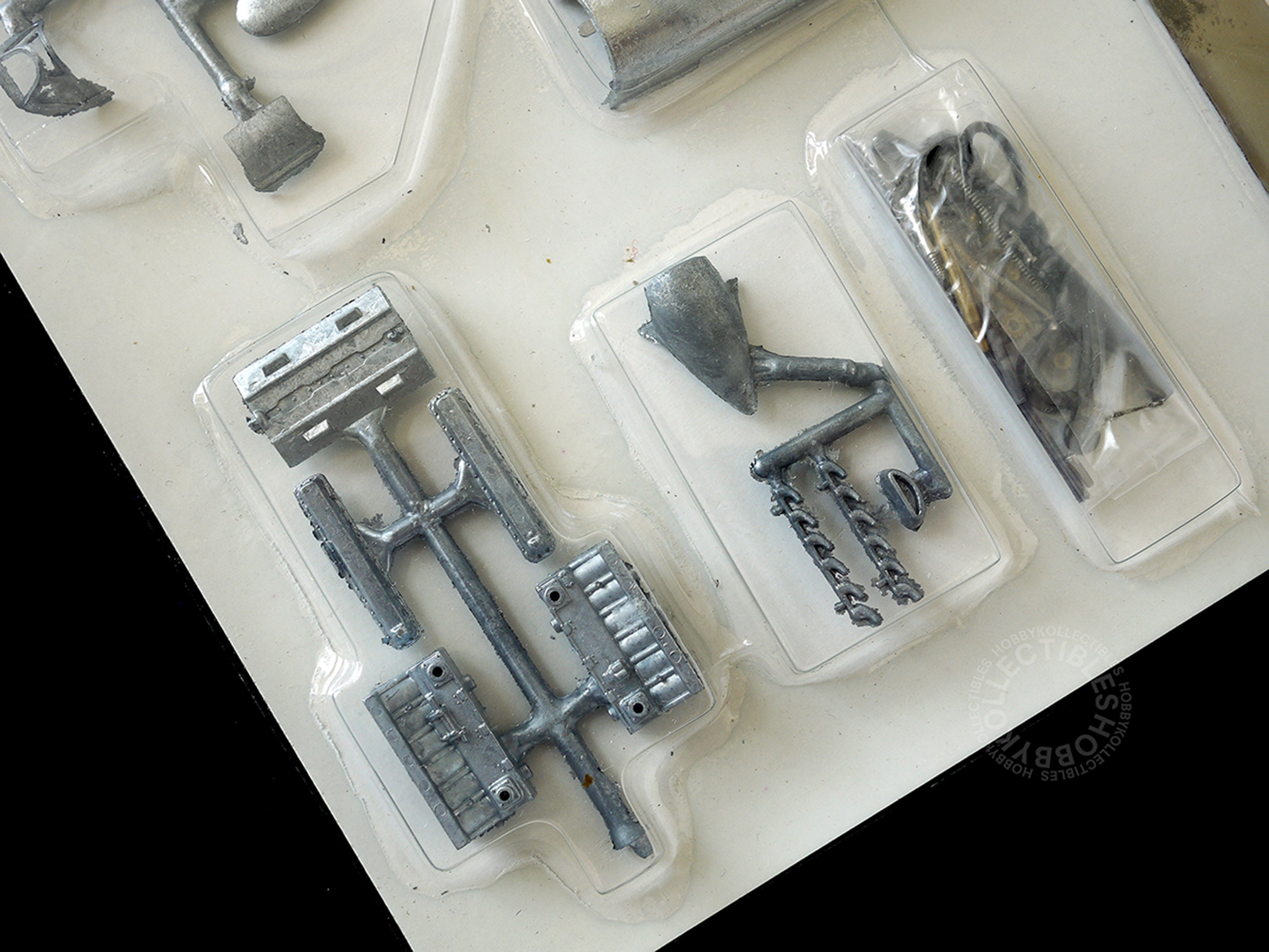 Casadio Gunze 1/48 Spitfire F.XIV E Fighter Metal Model Kit