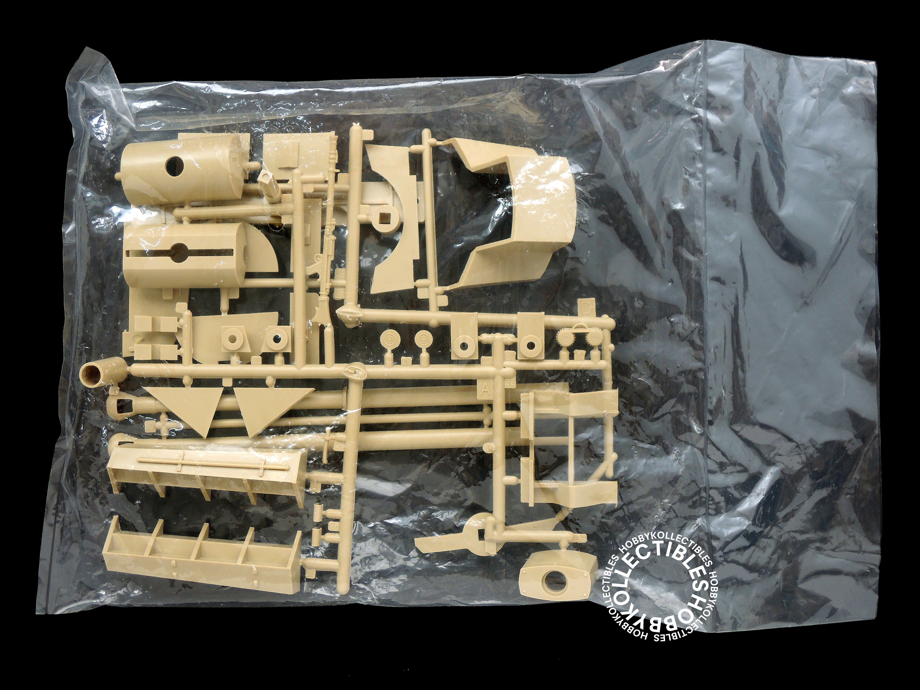 Bandai Vintage 1/15 German Tank 4 Type F2 Static/RC Tank
