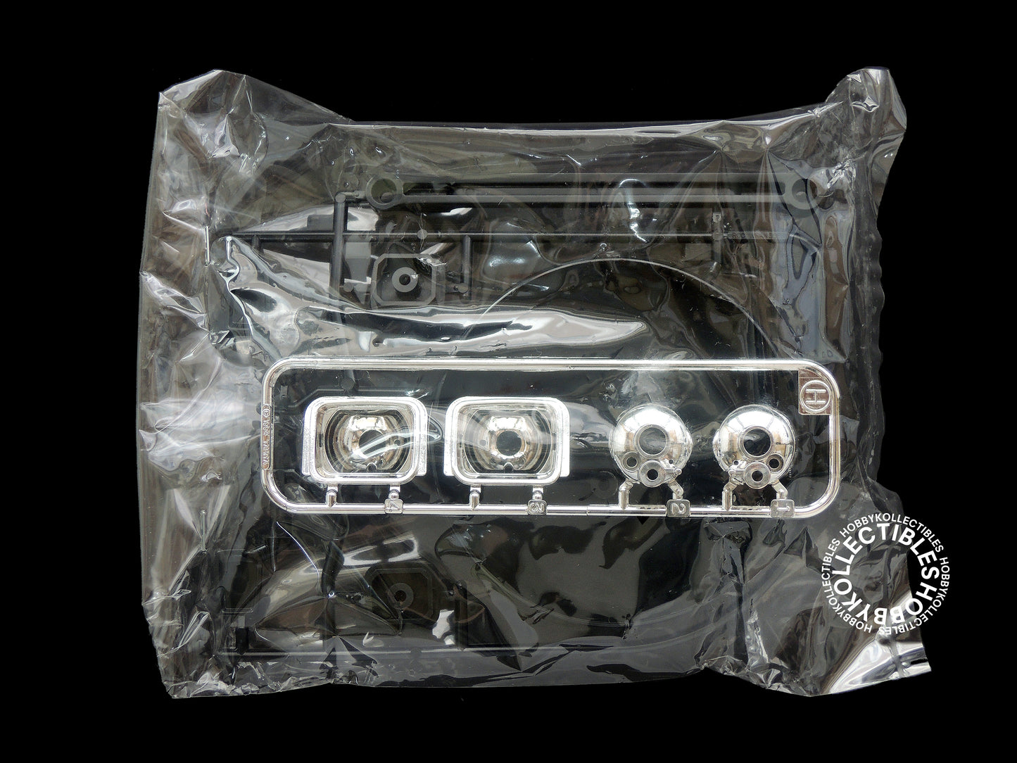 Tamiya Vintage 1/10 RC Jeep Wrangler #58141 Model Kit