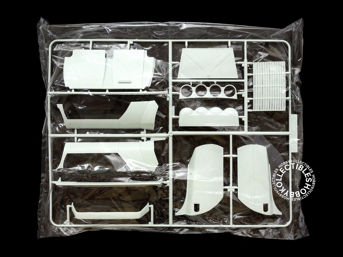 Doyusha Vintage 1/12 Lancia Stratos HF Safari Rally Car Model Kit