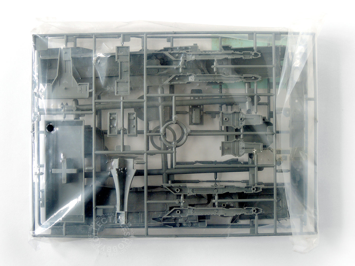 Halcyon Movie Classics Vintage Alien 3 1/2400 Sulaco Model Kit