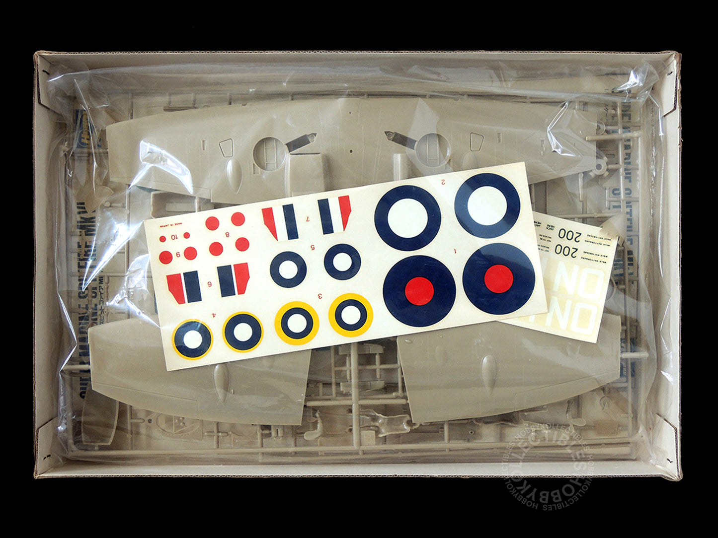Hasegawa 1/32 Super Marine Spitfire MK VI Royal Air Force Fighter Plastic Model Kit