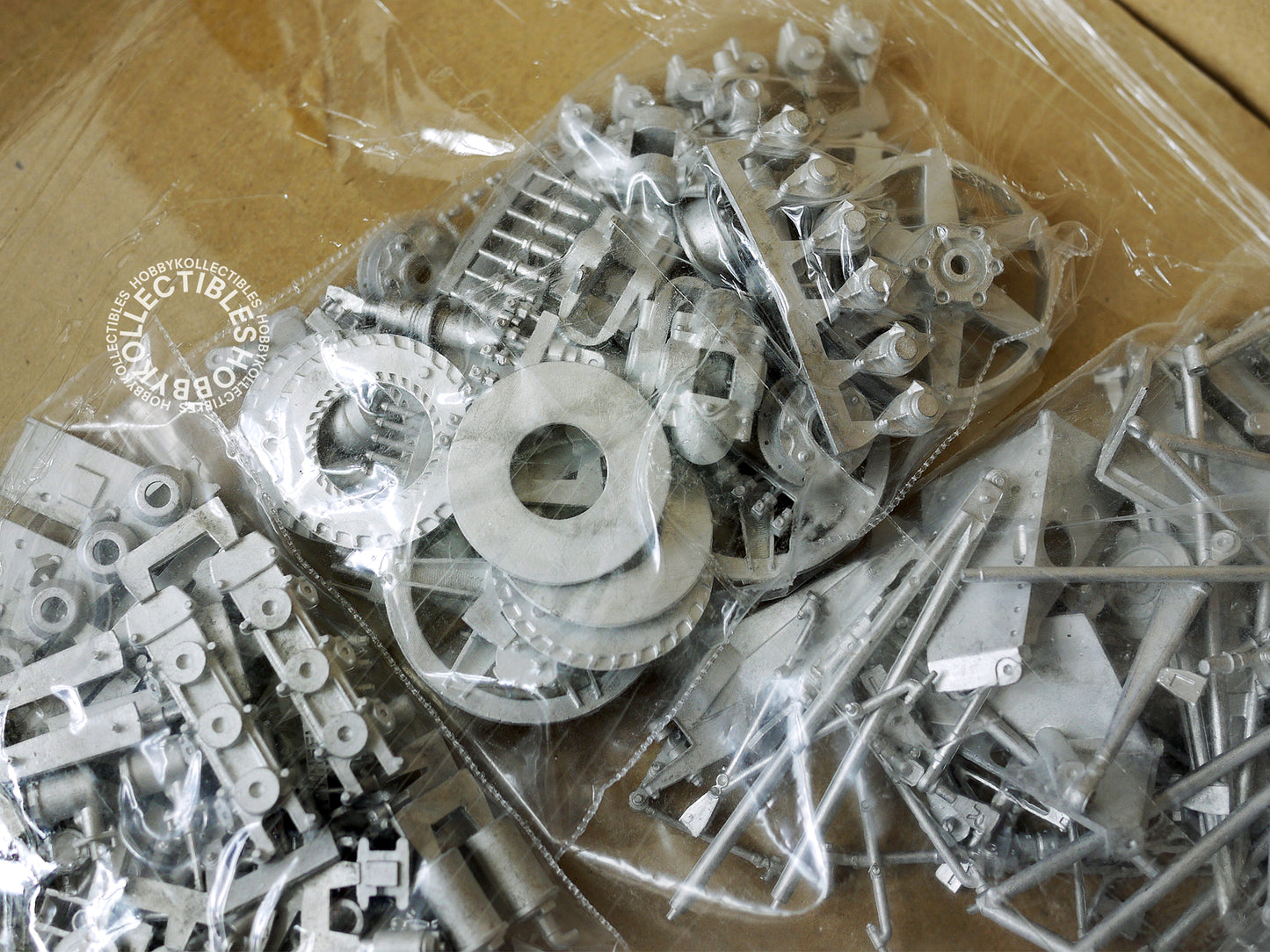 MFH 1/12 Honda RA300 F1 Racing Full Detail Model Kit K815