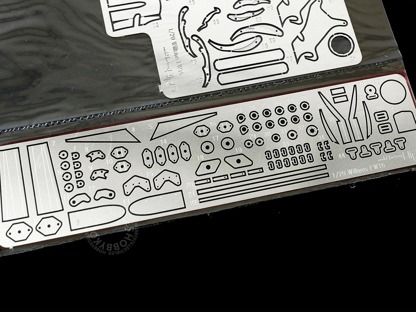 Close up for Model Factory Hiro MFH 1/20 scale FW16 Brazil GP full detail model Kit K-105 photo-etched parts bottom