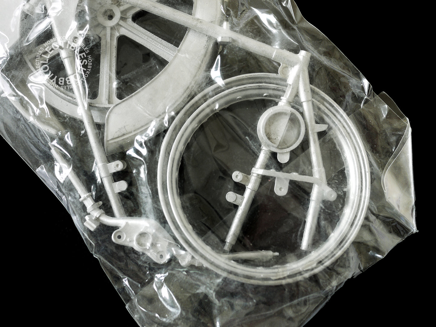 Model 1/9 Brough Superior SS100 Multi-Media Model Kit K485