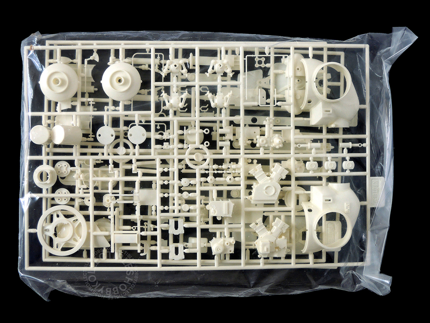 Ma.K Modelkasten Vintage 1/20 Gans Resin+Plastic Model Kit