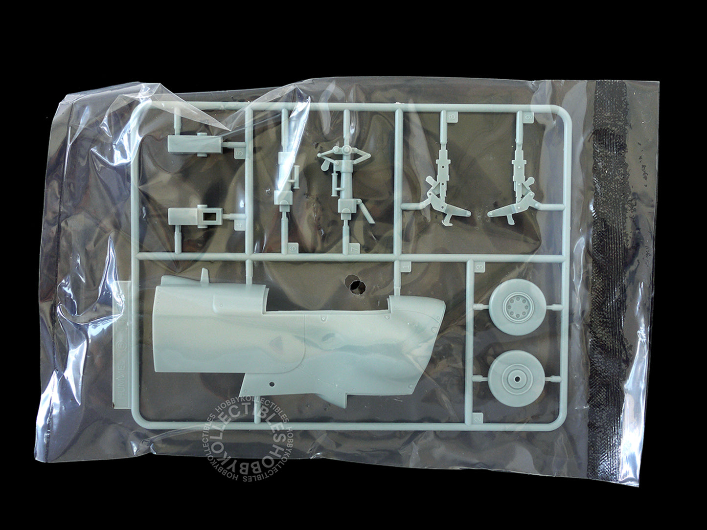 Ma.K Wave SF3D Mecha 1/20 MK-36 Hummel Model Kit