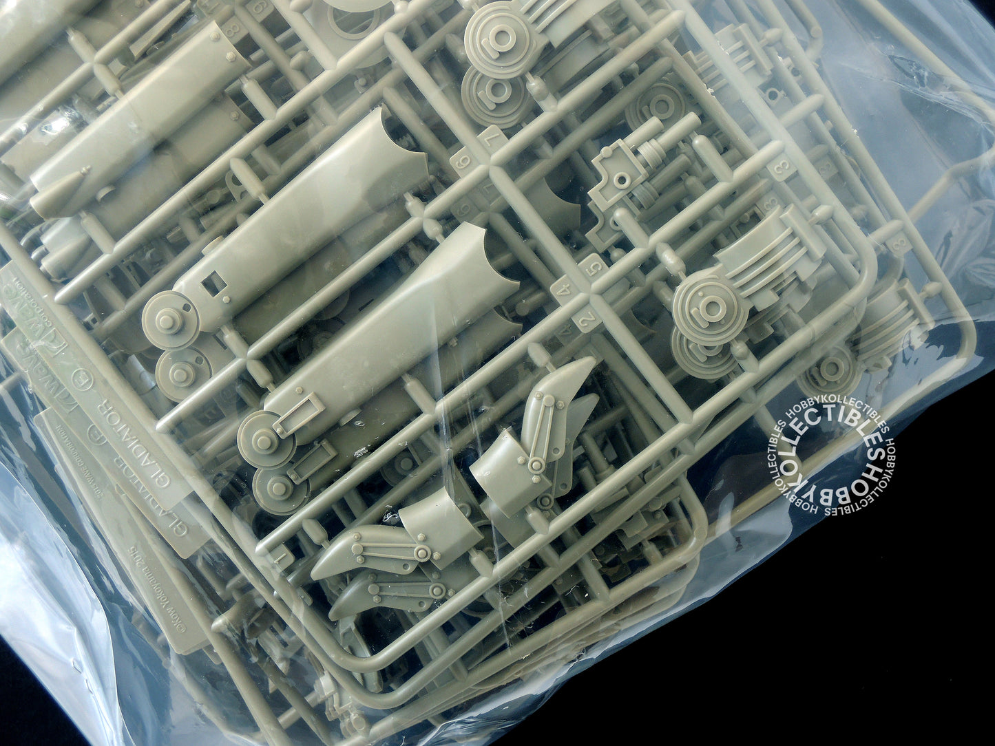 Ma.K Wave SF3D 1/20 HAFS Gladiator Mecha Model Kit