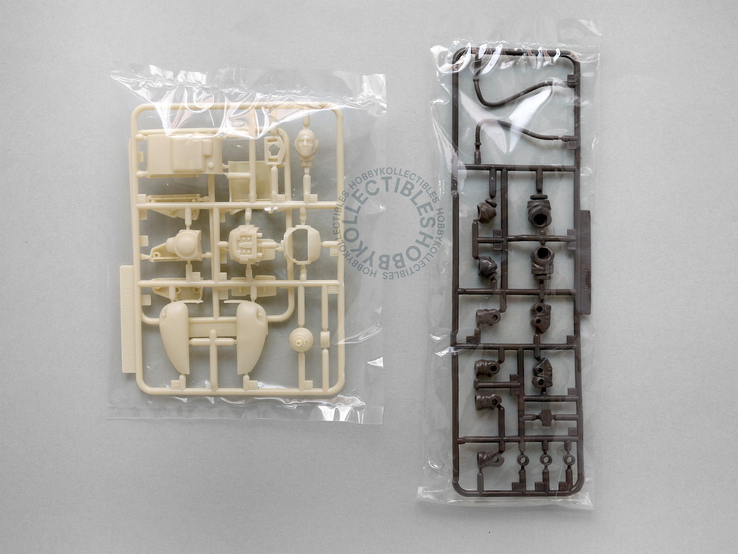 Ma.K Wave SF3D 1/20 E3C/E3CB Luna Pawn Model Kit