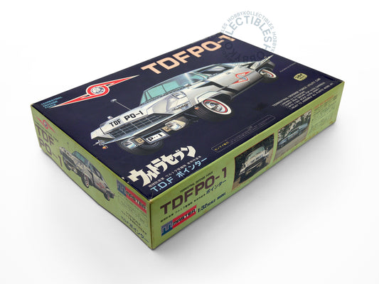 Master 1/32 Ultraman TDF PO1 Wind Up Plastic Model Kit