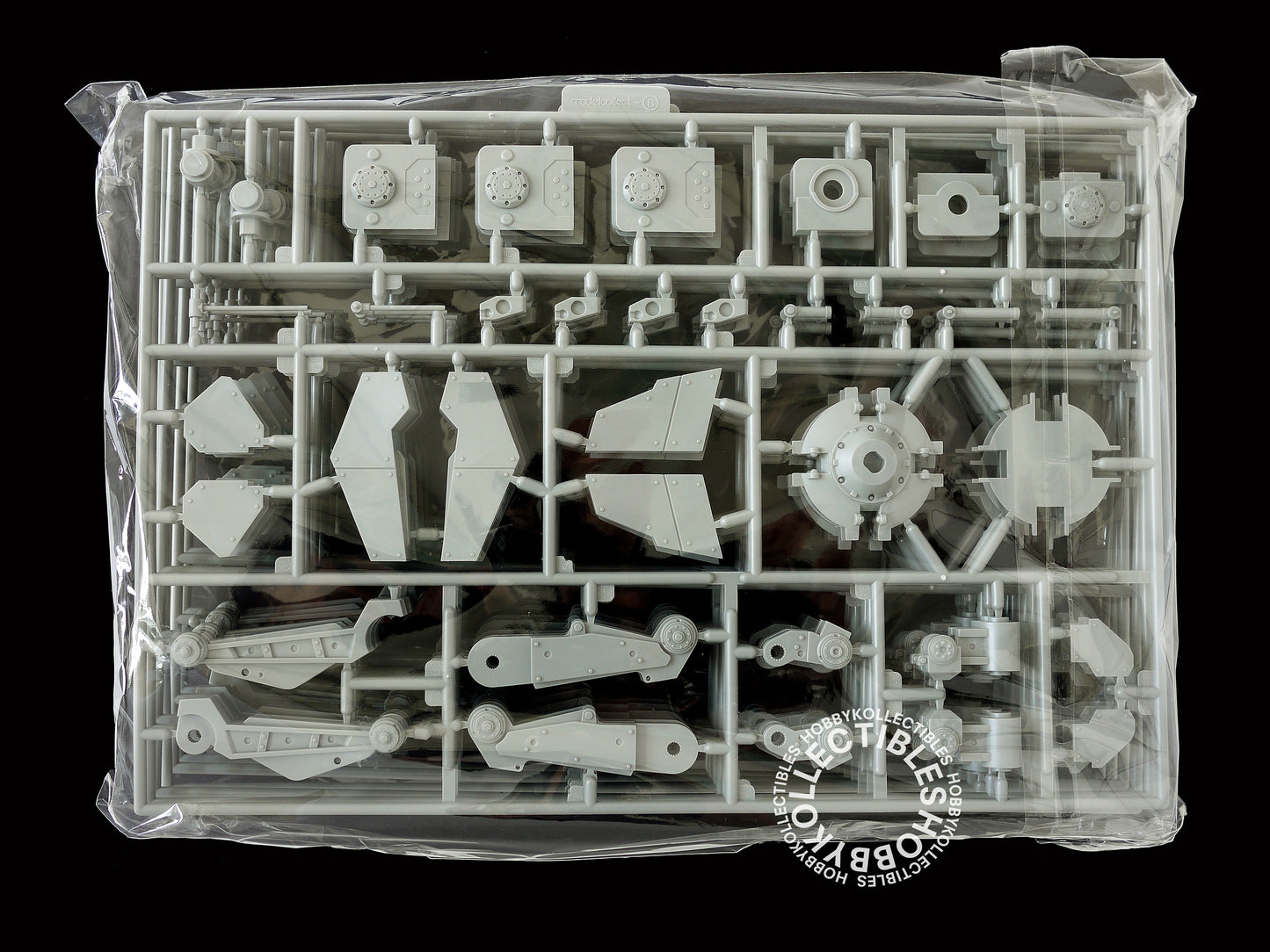 Modelcollect 1/72 Fist of War German E-100 Wotan Model Kit