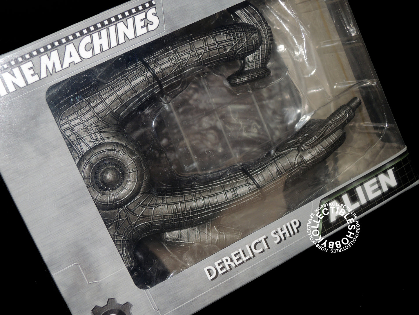 NECA Cinemachines Alien Set APC Dropship Derelict Ship Space Jockey Diecast Model