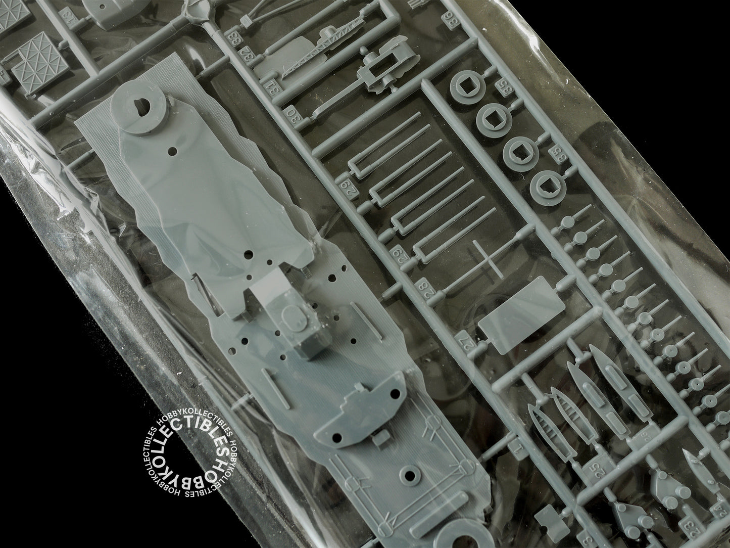 Nichimoco Vintage 1/720 30cm Japan Military HIJMS Mutsu Motorised Battleship
