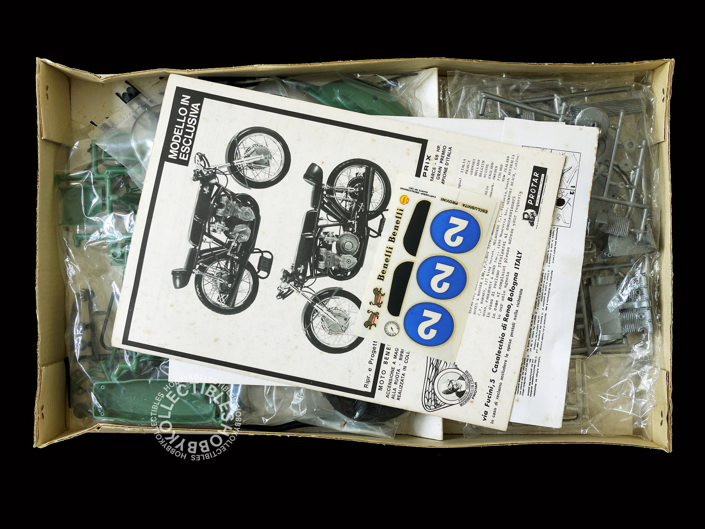 (SOLD) Protar 1/9 Moto Benelli 350cc Motorcycle Plastic Model Kit Mod.116