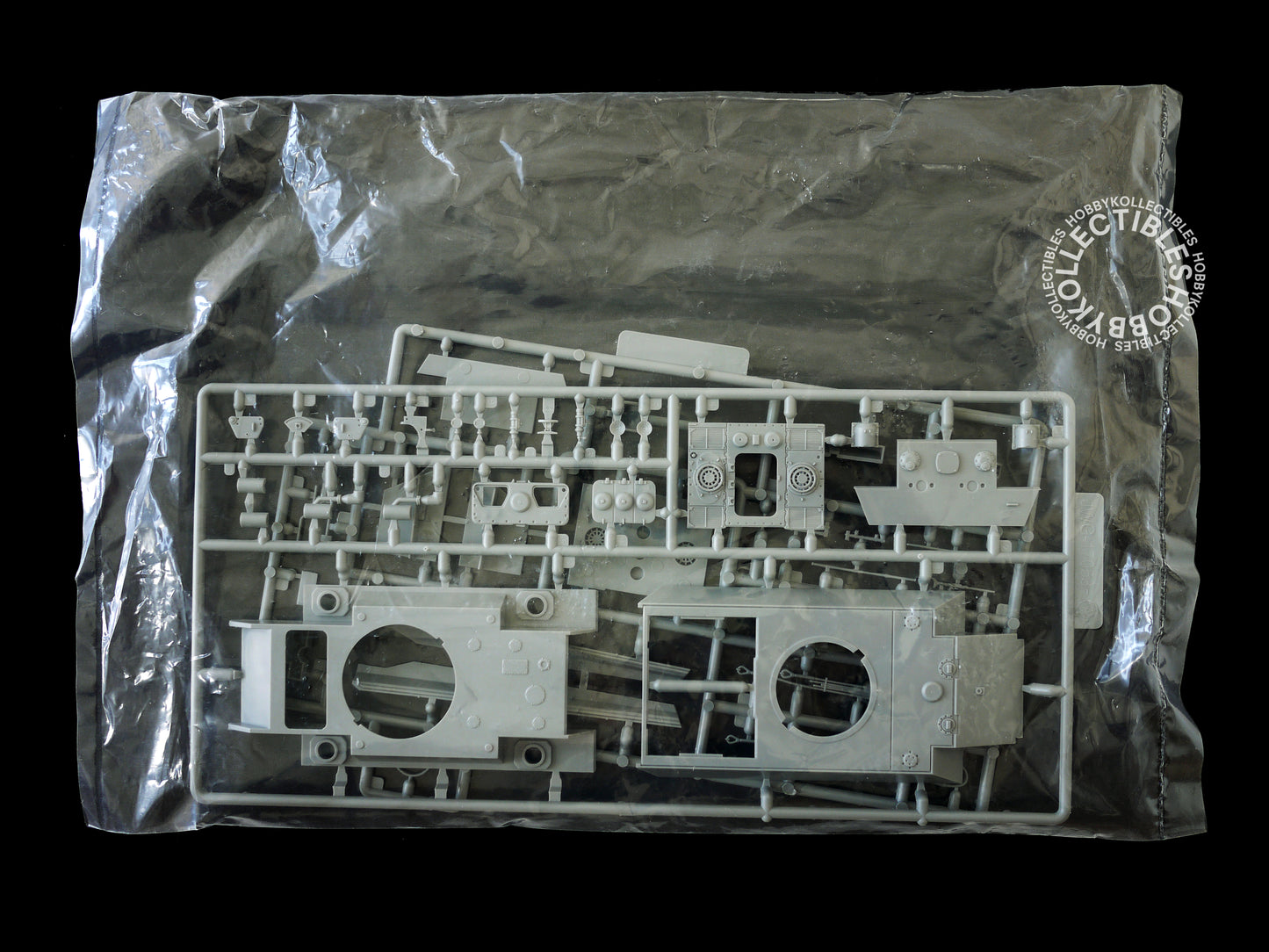 Rocket Model Fist of War 1/72 German E-75 Ausf. Vierfüßler Rheintochter R1